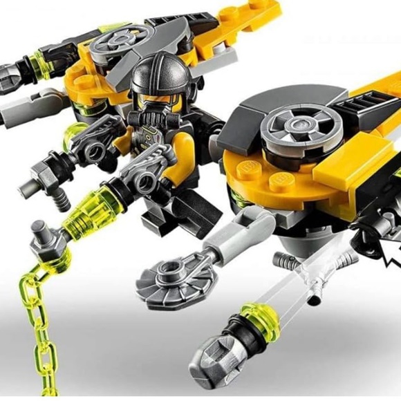 NWT LEGO Marvel Avengers Speeder Bike Attack 76142 Black Panther